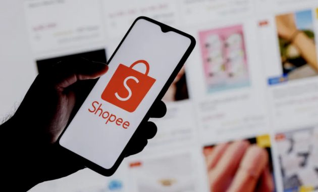 Salah satu platform yang bisa anda gunakan untuk manfaatkan teknologi dalam bisnis Anda adalah Shopee.