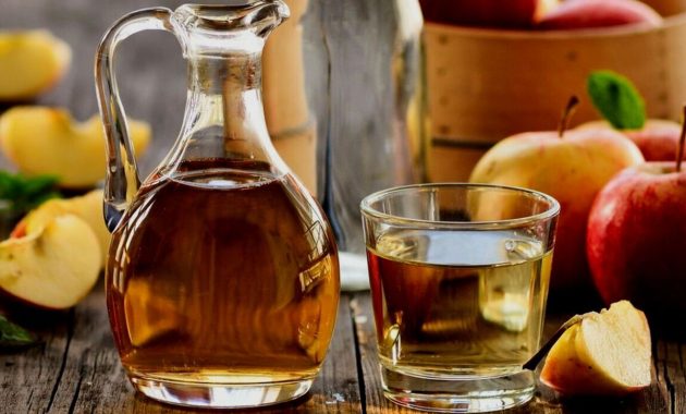Beberapa manfaat cuka apel yang dapat membantu meredakan gejala masalah pencernaan lengkap dengan efek sampingnya.