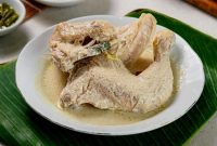 Mengenai resep ayam pop yang mudah dibuat namun dijamin lezat dan nikmat yang sesuai selera orang Indonesia.