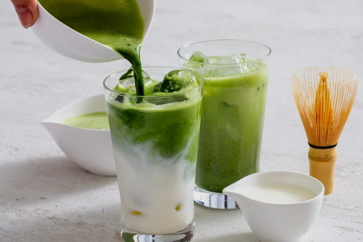 Artikel yang membahas mengenai cara membuat matcha latte dengan singkat yang bisa Anda praktekan dirumah terutama untuk para matcha lovers.