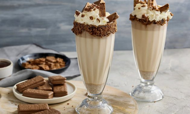 Cara membuat milkshake yang bisa kamu coba praktekan sendiri di rumah, dijamin mudah dan enak walaupun kamu pemula.