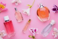 Artikel tentang beberapa tips memilih parfum yang dijual lengkap dengan jenis-jenis parfum yang paling banyak ditemukan di pasaran.