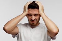 Artikel ini membahas mengenai beberapa deretan penyebab sakit kepala yang paling sering terjadi yang harus diketahui.
