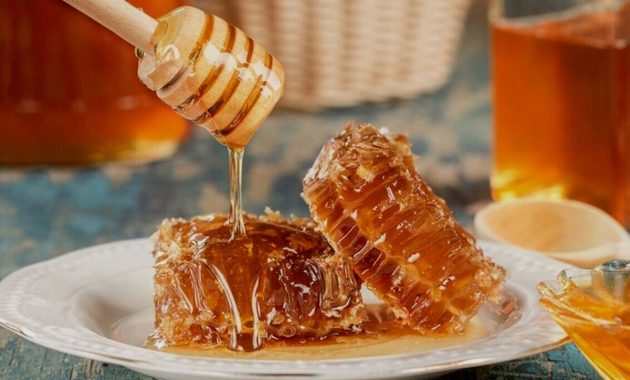 Artikel ini membahas mengenai beberapa manfaat madu mentah yang ternyata sangat bagus untuk kesehatan para kaum lansia.