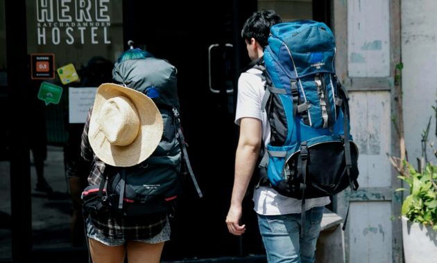 Artikel ini membahas mengenai beberapa tips liburan ala backpacker yang sangat penting untuk dipahami terutama untuk para pemula.
