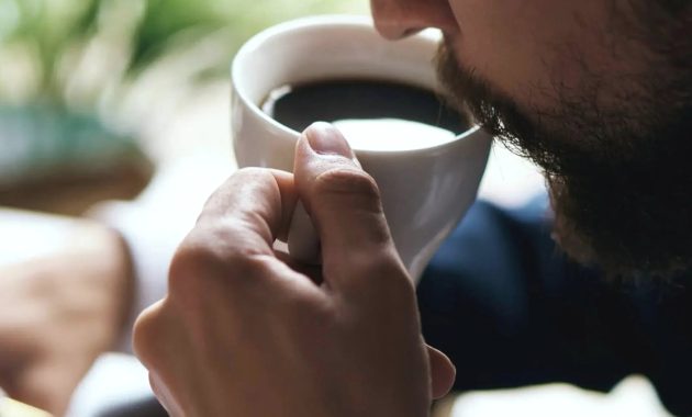 Efek minum kopi setiap hari yang tidak sepenuhnya baik dan tidak sepenuhnya buruk bagi kesehatan Anda tergantung porsinya.