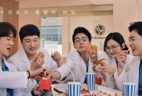 Artikel ini memberikan beberapa rekomendasi drama Korea komedi terbaik yang harus Anda coba tonton dan dijamin bikin ngakak!