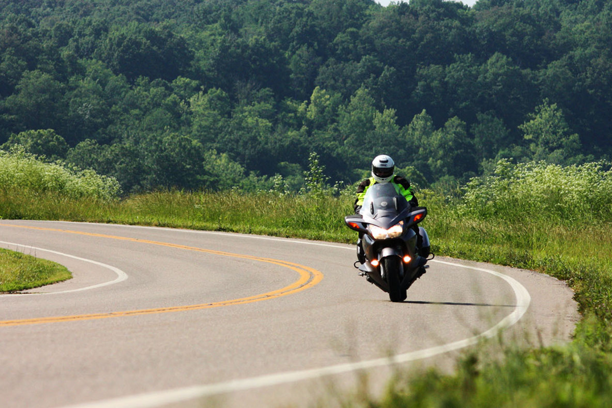 Artikel kali ini membahas mengenai beberapa tips mengemudi jarak jauh saat berpuasa di bulan ramadhan agar tetap fit.