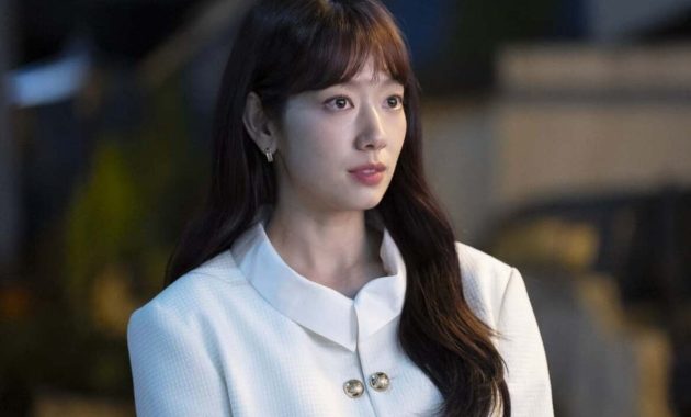 Artikel kali ini membahas mengenai daftar beberapa aktor dan aktris Korea yang memiliki judul drama Korea terbanyak.