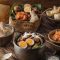 Artikel kali ini membahas mengenai beberapa rekomendasi makanan tradisional Jogja yang wajib Anda coba saat mengunjunginya.