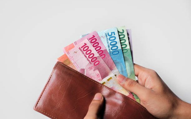 Uang Rupiah / iStockphoto
