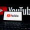 Ilustrasi Ponsel dengan logo YouTube / pexels-zulfugarkarimov